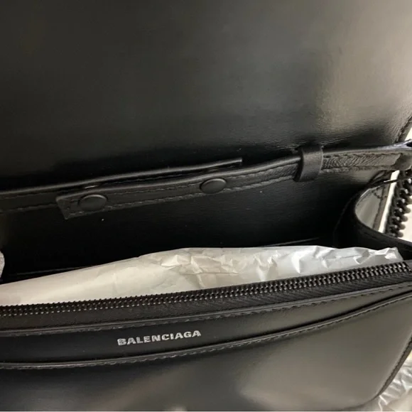 Balenciaga B bag wallet on chain - Picture 7 of 7